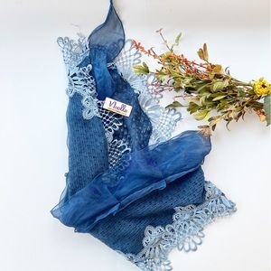 NWT Noelle Aspen Chamille Lace Scarf